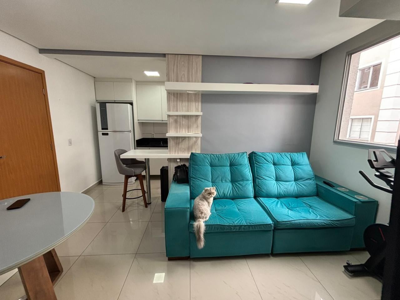 Apartamento 2 dormitórios mobiliado no Condomínio Porto Burnier