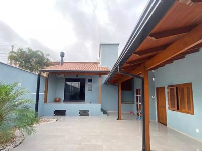 Foto 11 de Casa completa com piscina e lazer no Imigrante