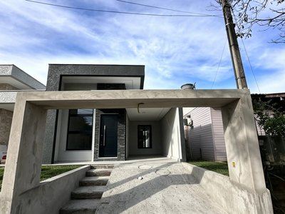 Foto 2 de Casa contemporânea pronta para morar