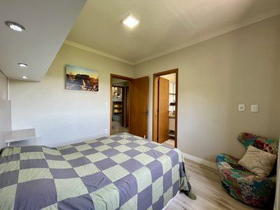 Foto 21 de Sobrado mobiliado em condomínio com vista para o vale